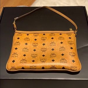 MCM Pouch